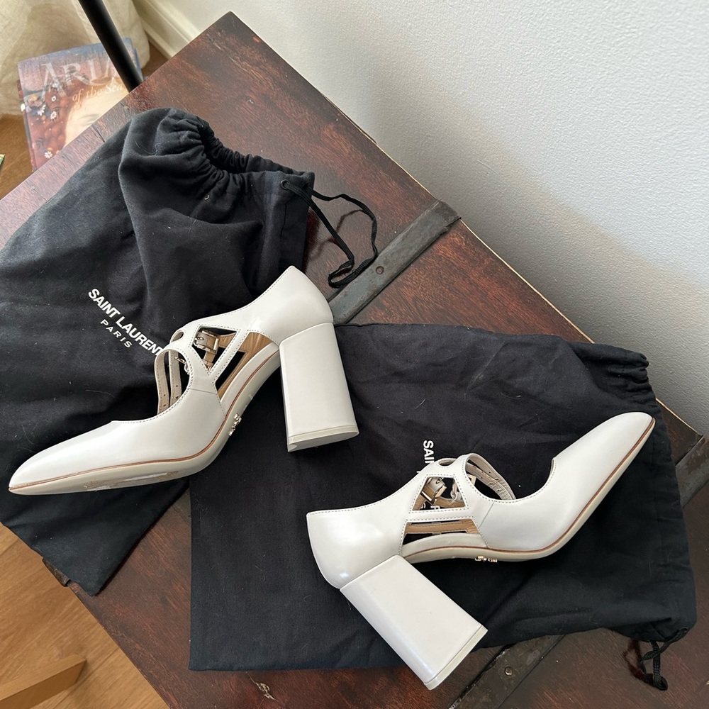 Prada Mary Jane’s SS’15 Grey Double Buckle Mary Jane Pump - used ONCE - Picture 4 of 16
